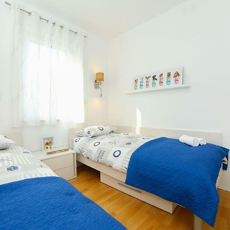 Amazing Luxury 4Star Apartment Laura San Pietro di Brazza Esterno foto
