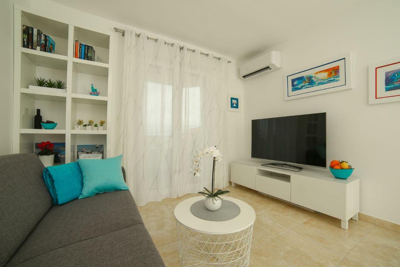 Amazing Luxury 4Star Apartment Laura San Pietro di Brazza Esterno foto