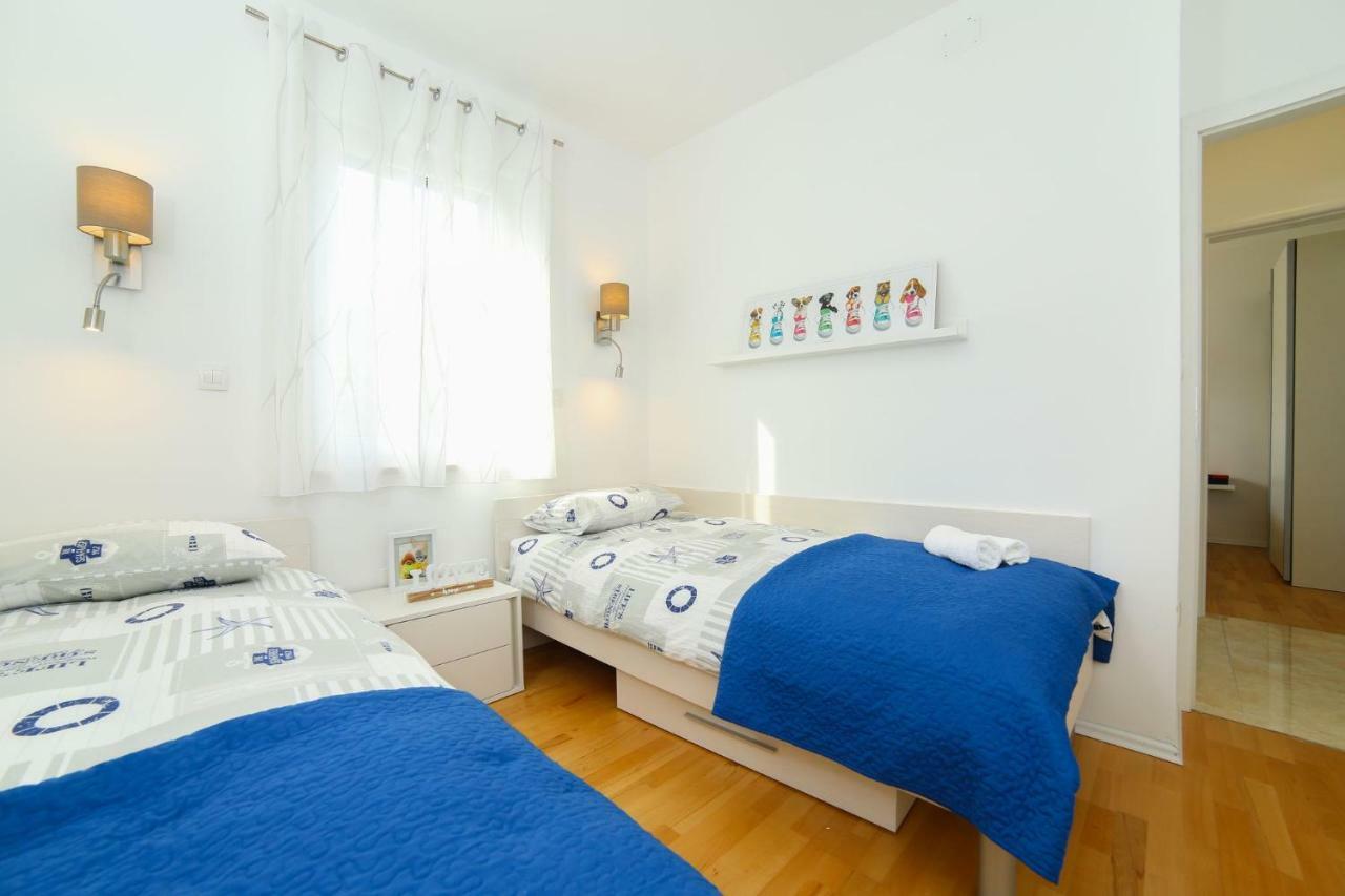 Amazing Luxury 4Star Apartment Laura San Pietro di Brazza Esterno foto