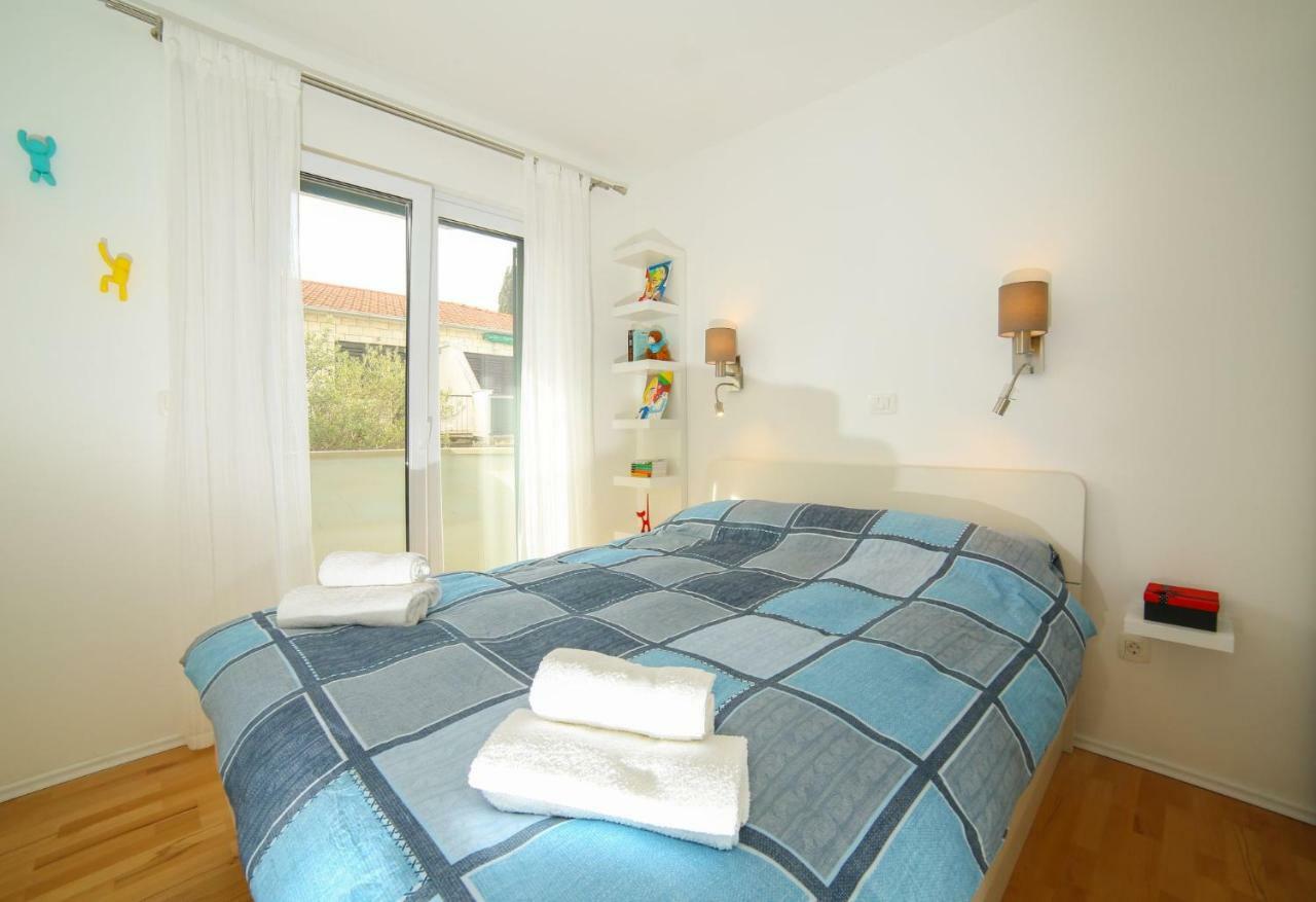 Amazing Luxury 4Star Apartment Laura San Pietro di Brazza Esterno foto