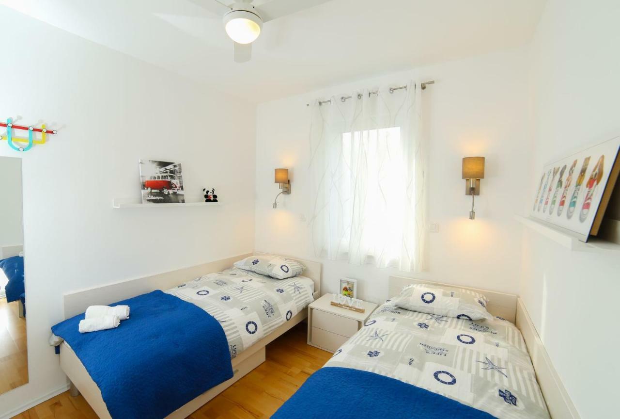 Amazing Luxury 4Star Apartment Laura San Pietro di Brazza Esterno foto
